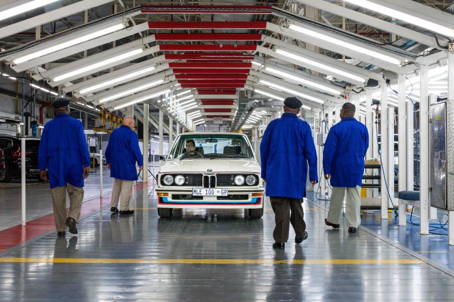 Детали создания BMW 530 MLE (E12) 1976 года  (ZA) (фото 75 из 95)